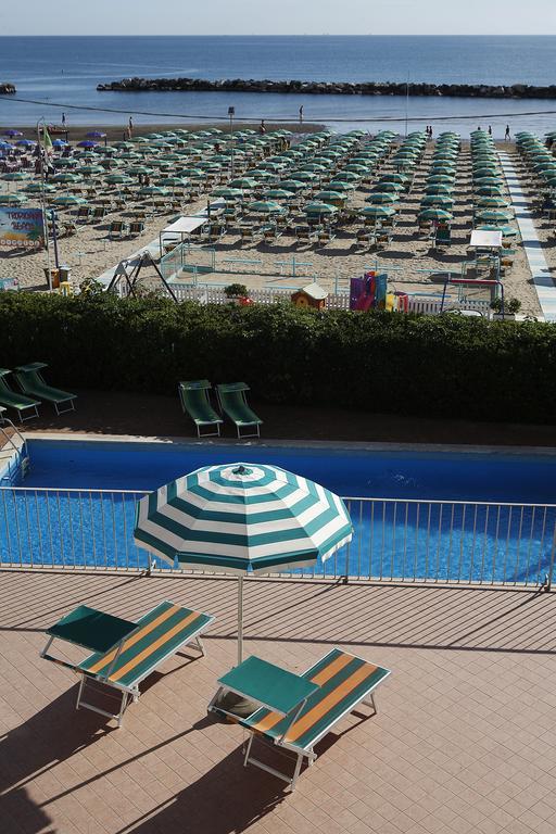 Hotel Villa Sole Resort Bellaria-Igea Marina Esterno foto