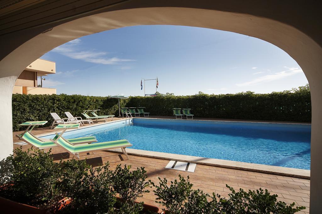 Hotel Villa Sole Resort Bellaria-Igea Marina Esterno foto