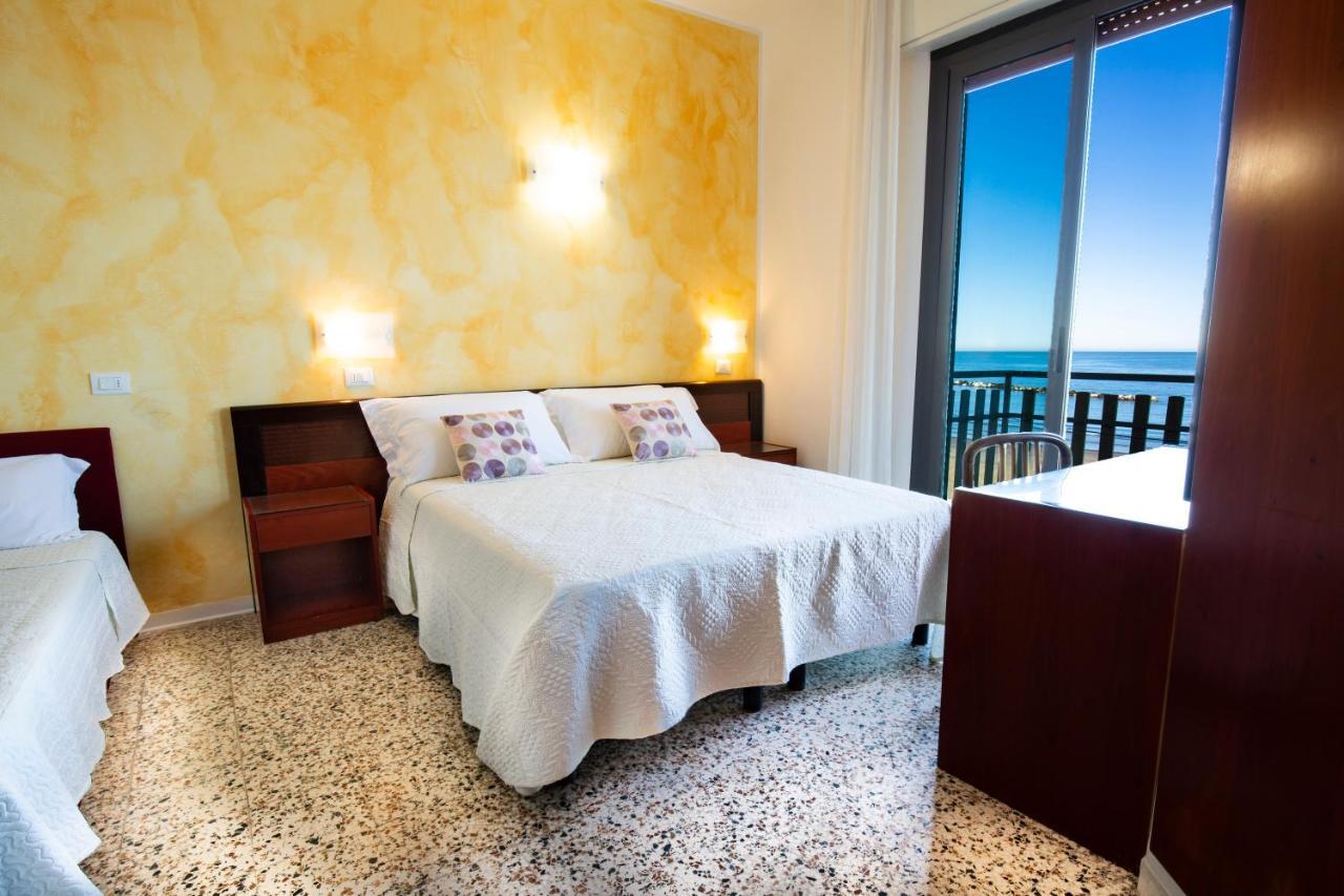 Hotel Villa Sole Resort Bellaria-Igea Marina Esterno foto