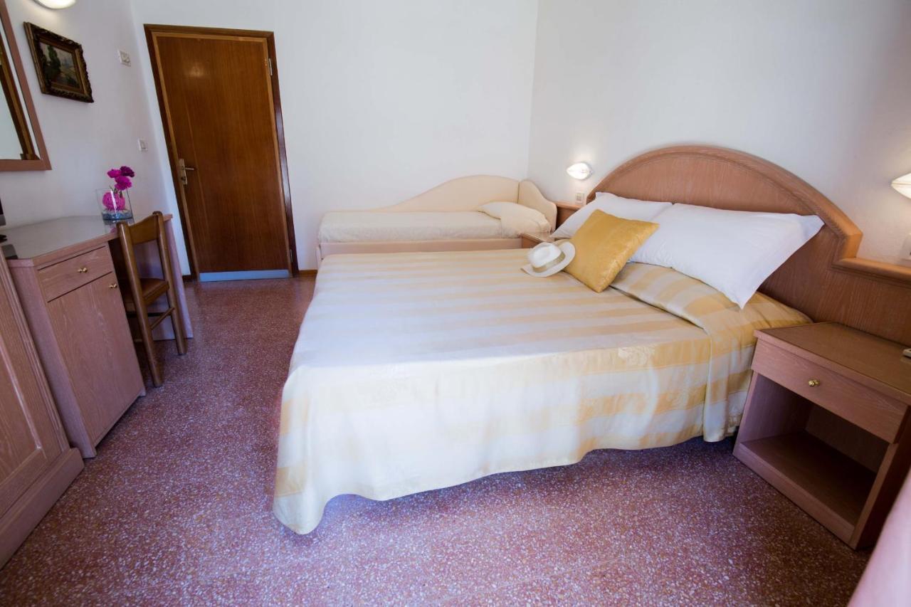 Hotel Villa Sole Resort Bellaria-Igea Marina Esterno foto
